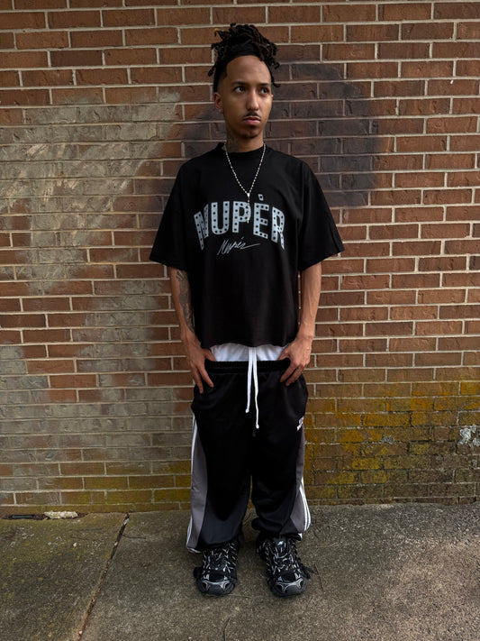 BLACK SIGNATURE TEE